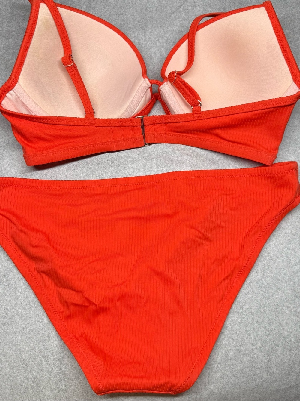 Shade & Shore Bright Red Ribbed Bikini Set - Picture 3 of 4